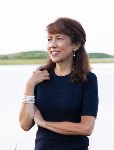 Alison MacLeod image