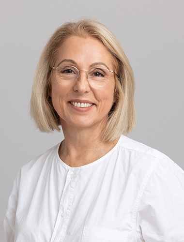 Margot Saville image